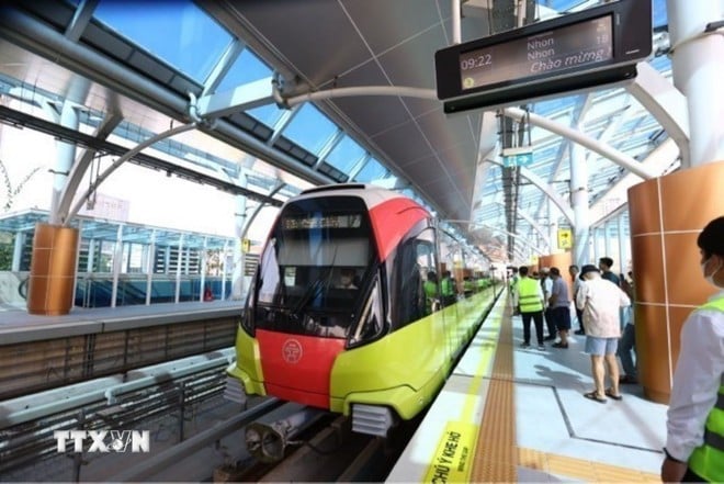 Ligne ferroviaire urbaine de la gare de Nhon-Hanoï. (Photo : Huy Hung/VNA)