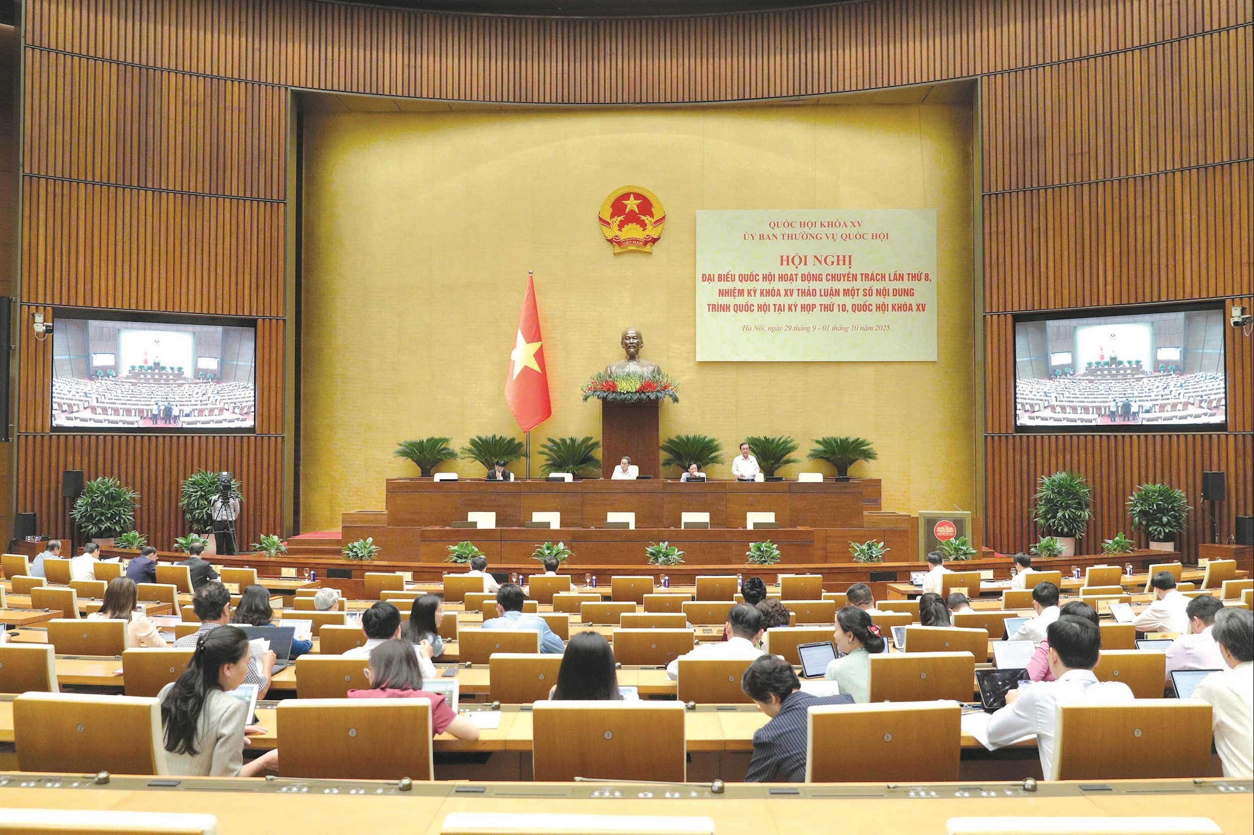 Toàn cảnh