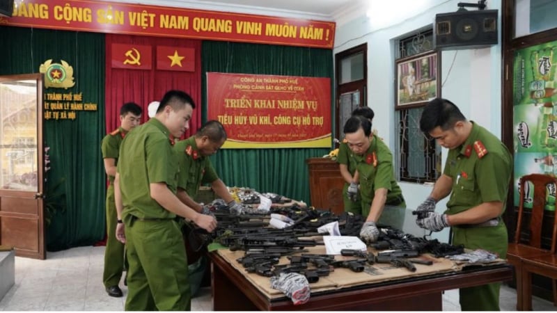 Destruyó miles de armas, explosivos y herramientas de apoyo -0