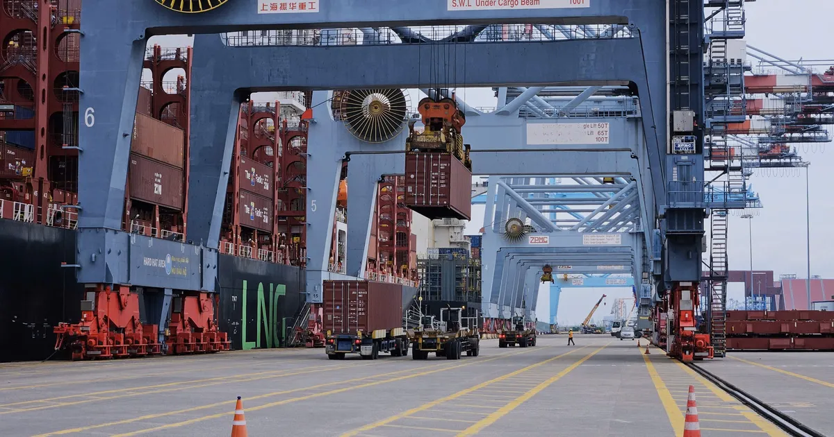 Kỳ vọng cảng biển TPHCM sẽ sớm lọt vào Top 10 cảng container lớn nhất thế giới