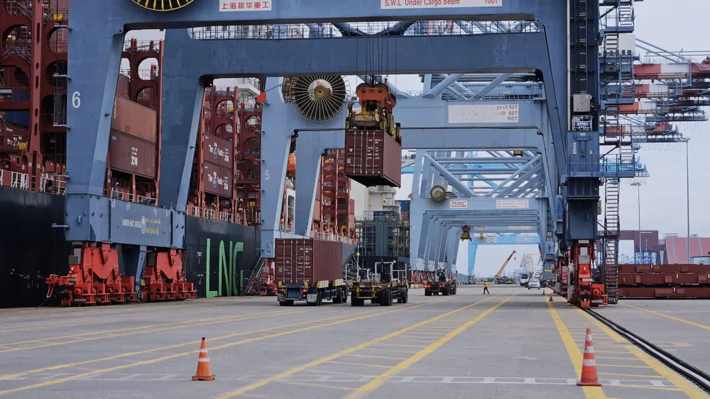 Container cargo volume through Ho Chi Minh City seaport system continues to grow