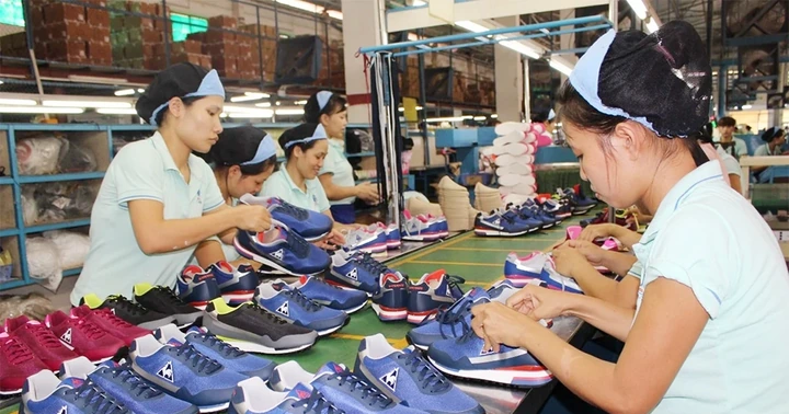 Xây dựng môi trường sản xuất vì người lao động