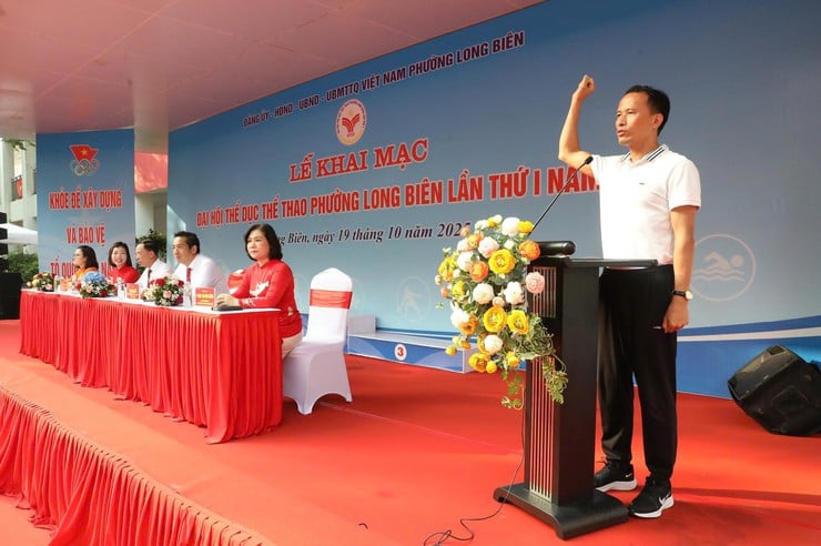 Exciting 1st Long Bien Ward Sports Congress - 2025 - Photo 5. Sôi nổi Đại hội Thể dục Thể thao phường Long Biên lần thứ I - năm 2025- Ảnh 5.