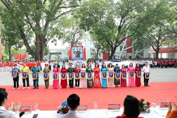 Exciting 1st Long Bien Ward Sports Congress - 2025 - Photo 6. Sôi nổi Đại hội Thể dục Thể thao phường Long Biên lần thứ I - năm 2025- Ảnh 6.