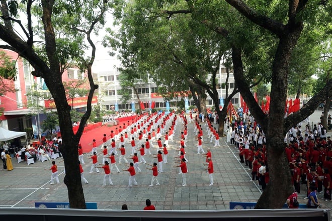 Exciting 1st Long Bien Ward Sports Congress - 2025 - Photo 7. Sôi nổi Đại hội Thể dục Thể thao phường Long Biên lần thứ I - năm 2025- Ảnh 7.