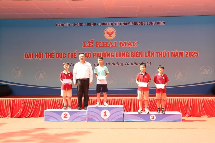 Exciting 1st Long Bien Ward Sports Congress - 2025 - Photo 11. Sôi nổi Đại hội Thể dục Thể thao phường Long Biên lần thứ I - năm 2025- Ảnh 11.