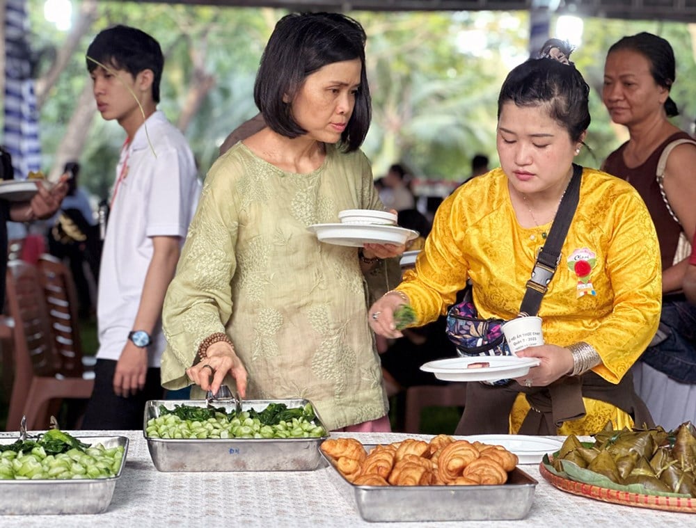 Šíření zeleného životního stylu prostřednictvím Festivalu vegetariánského jídla - foto 2