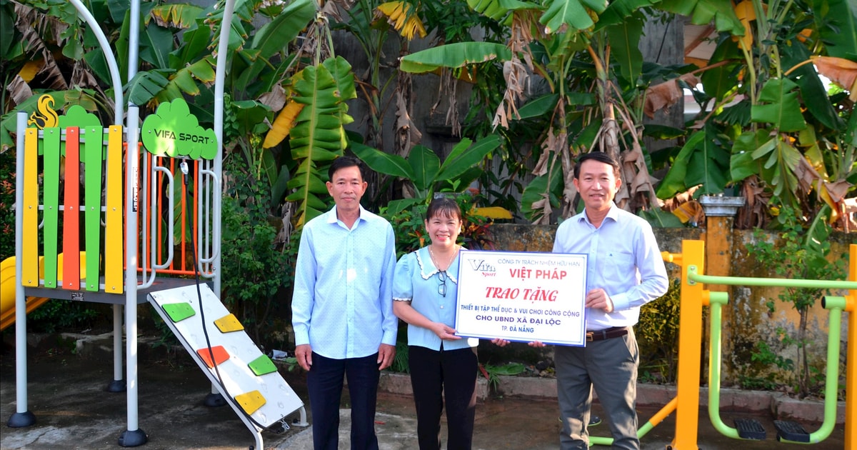 VifaSport trao tặng bộ thiết bị thể dục và vui chơi trẻ em tại Đà Nẵng