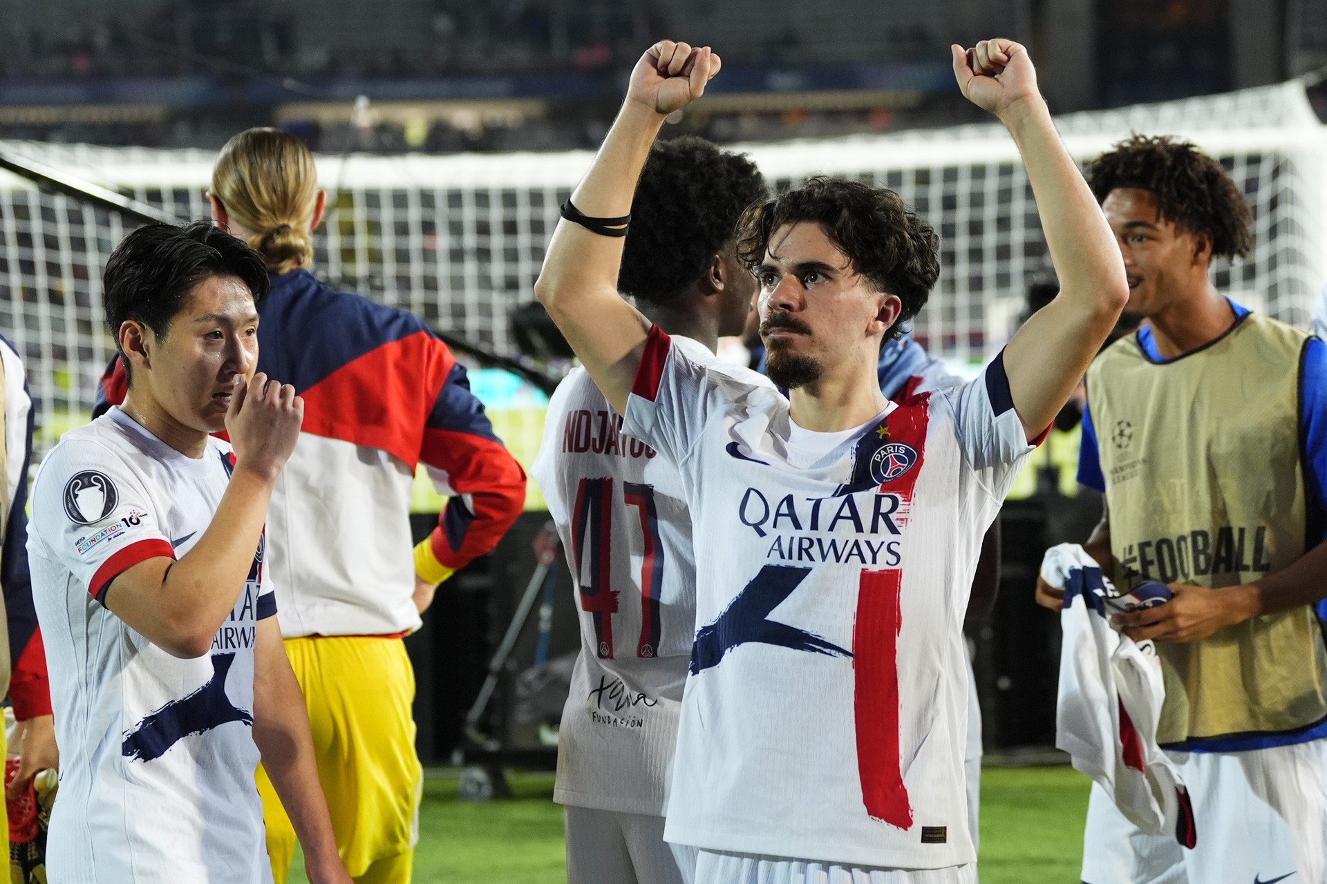EFE - ভিতিনহা বার্সা PSG.jpg