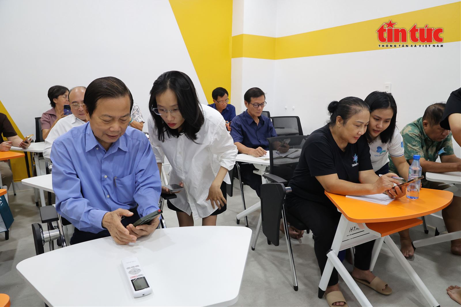 ចំណងជើងរូបថត