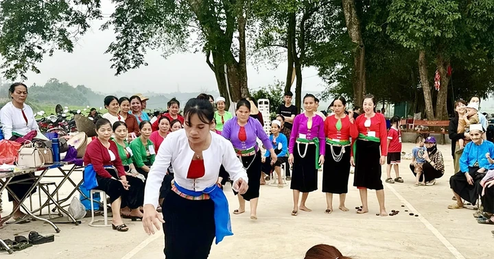 Phát huy nét đẹp trò chơi dân gian trong cộng đồng Mường Vang