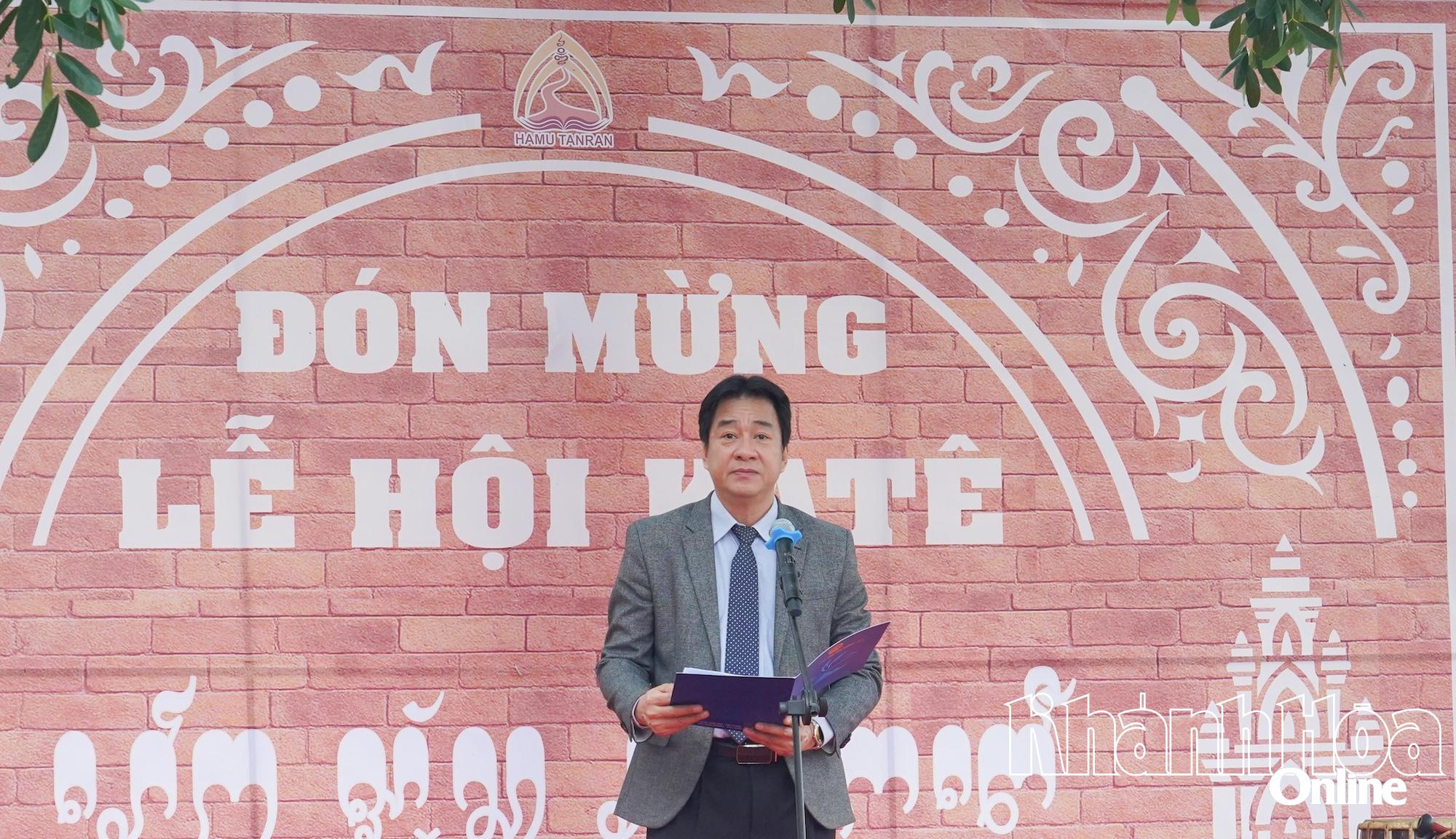 សមមិត្ត Nguyen Long Bien - អនុប្រធានគណៈកម្មាធិការប្រជាជនថ្លែងមតិក្នុងពិធីនេះ។