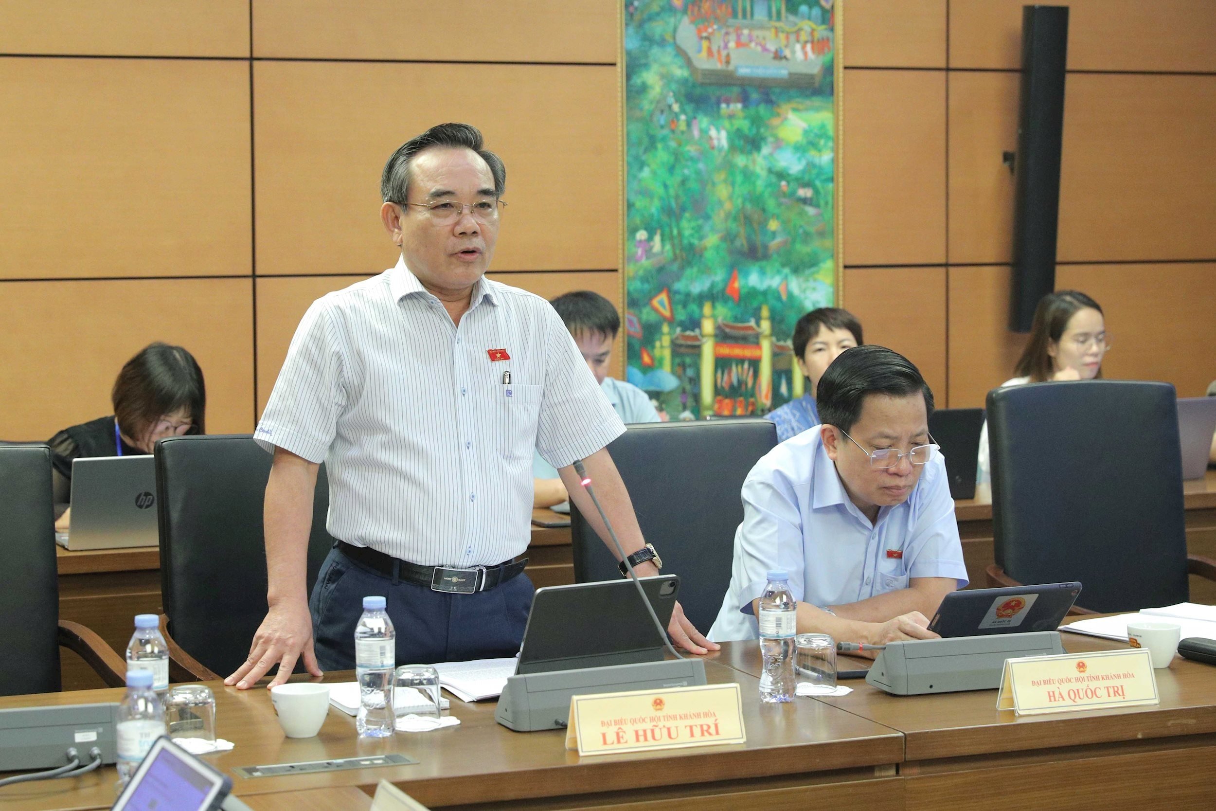 ĐBQH Lê Hữu Trí (Khánh Hòa) phát biểu