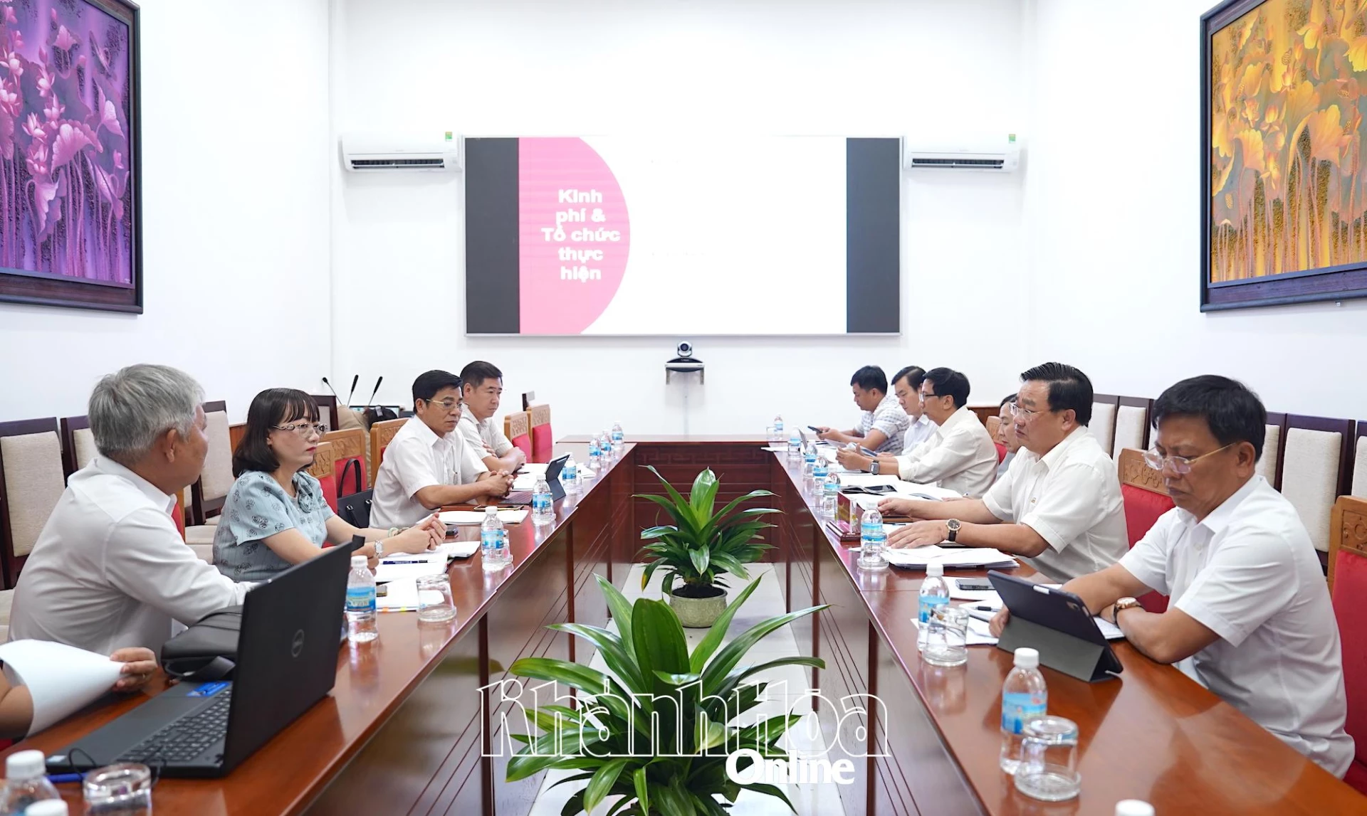 Tovarășul Trinh Minh Hoang a condus întâlnirea.