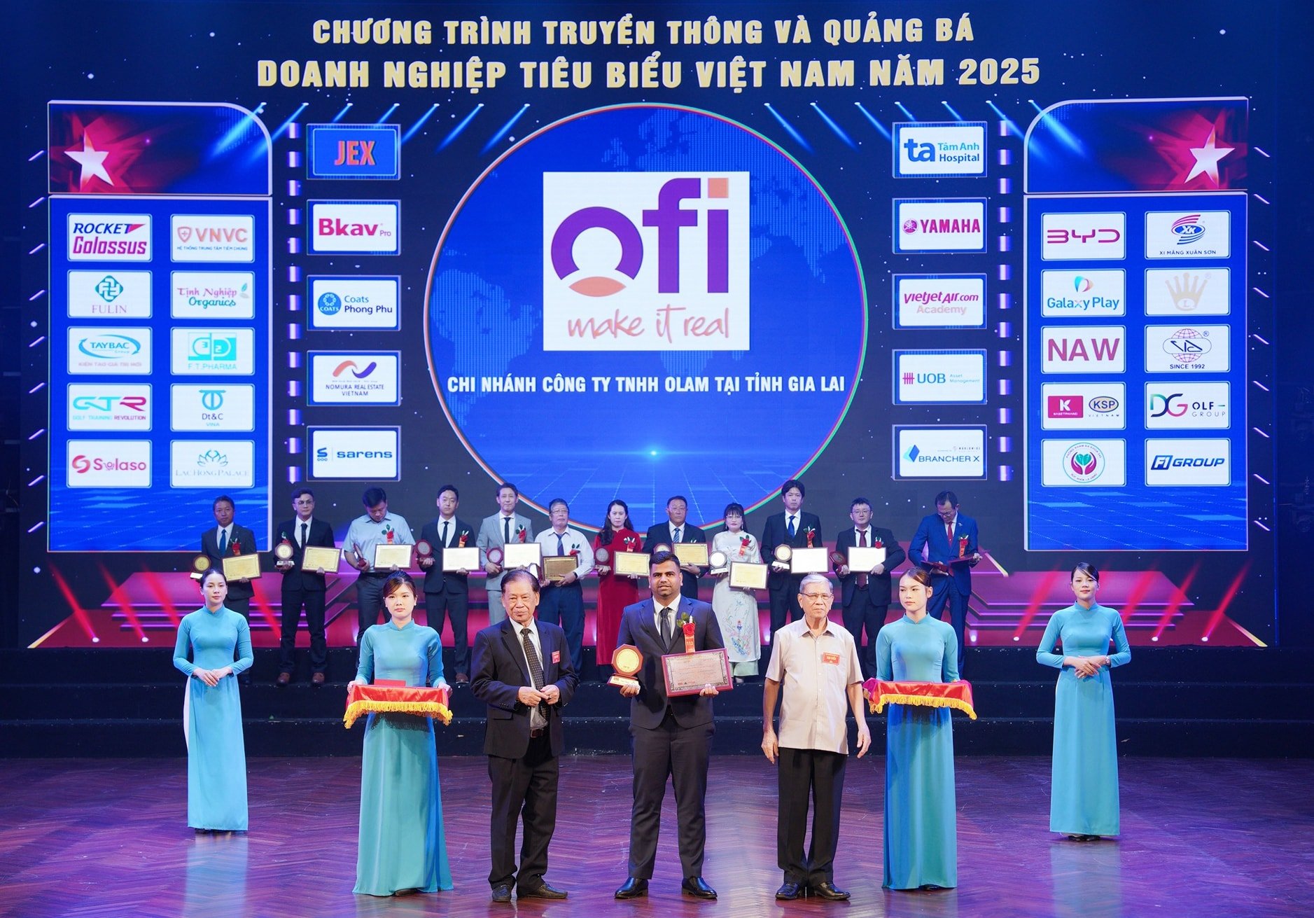 נציג מפעל ofi בג'יה לאי קיבל את פרס 20 מפעלי ה-FDI המצטיינים בווייטנאם בשנת 2025