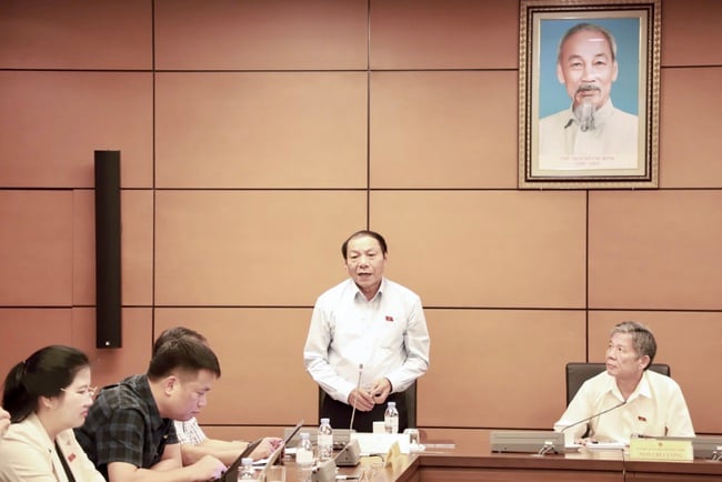 Văn hóa được đặt đúng vị trí và ngày càng được nâng tầm - Ảnh 4. Văn hóa được đặt đúng vị trí và ngày càng được nâng tầm - Ảnh 4.