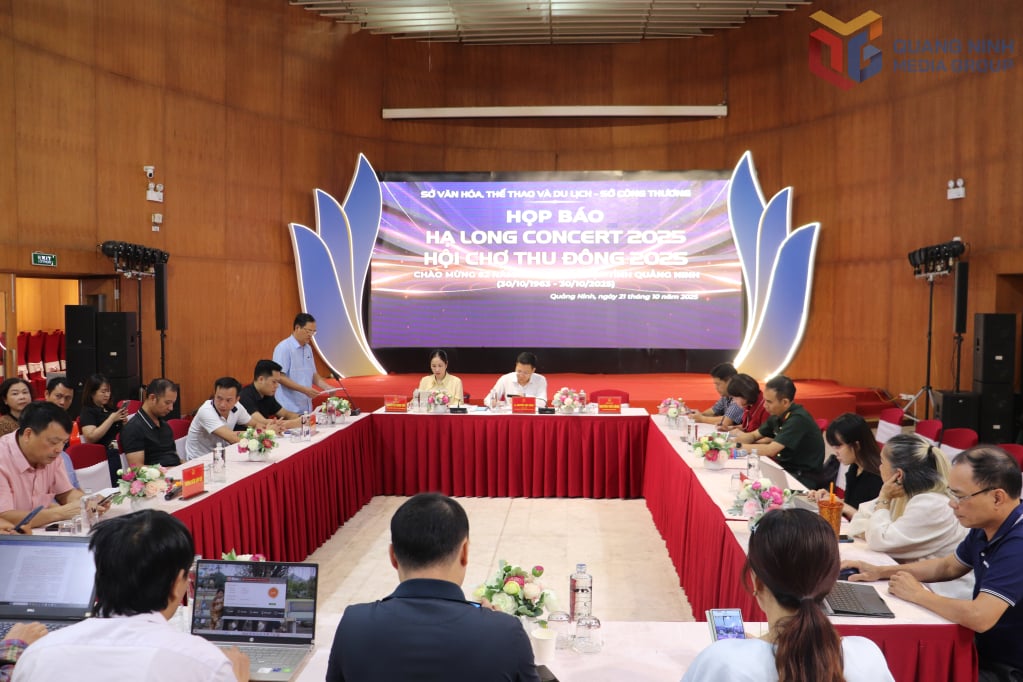 Quang cảnh buổi họp báo.