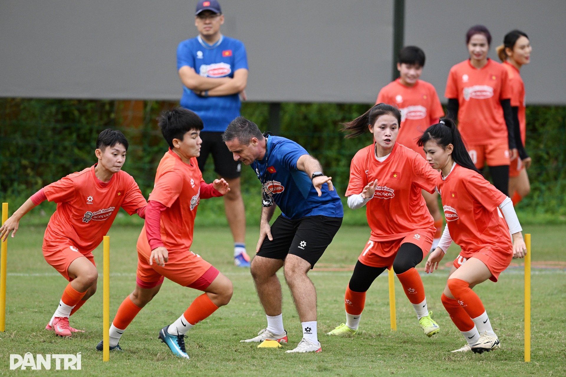 Tuyển nữ Việt Nam rèn quân, quyết tâm bảo vệ ngôi hậu SEA Games 33 - 5
