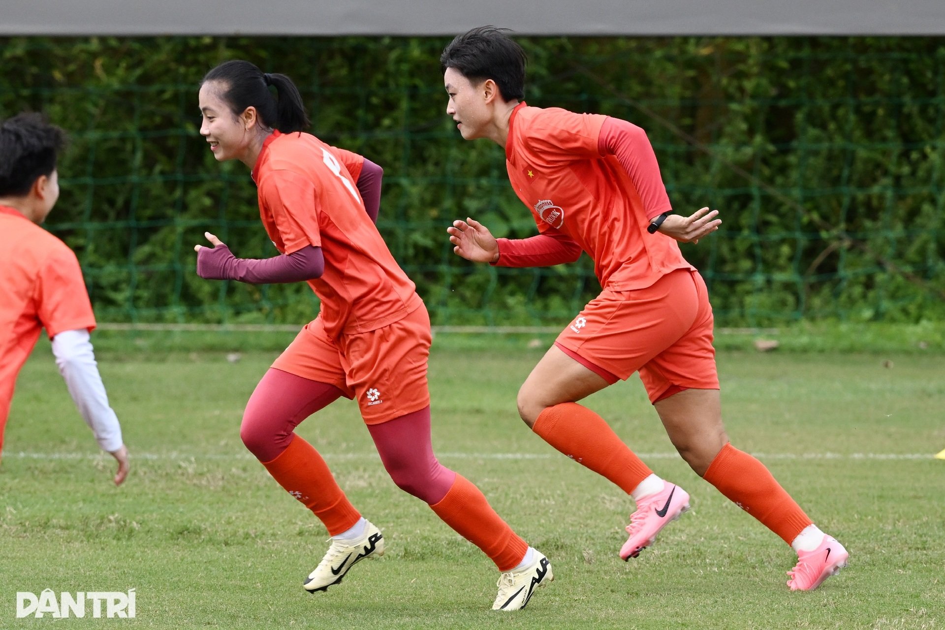 Tuyển nữ Việt Nam rèn quân, quyết tâm bảo vệ ngôi hậu SEA Games 33 - 6