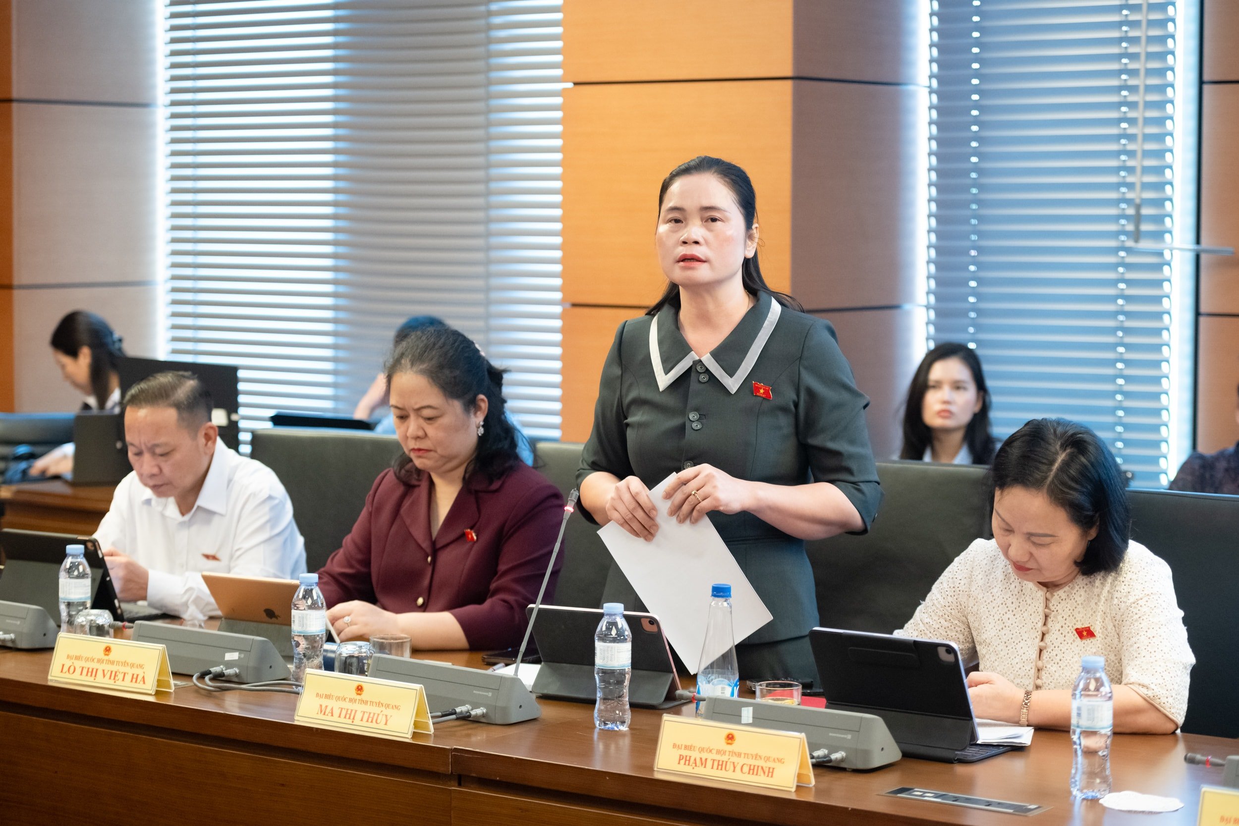 20251021-t16-19-dbqh-ma-thi-thuy-tuyen-quang(1).jpg