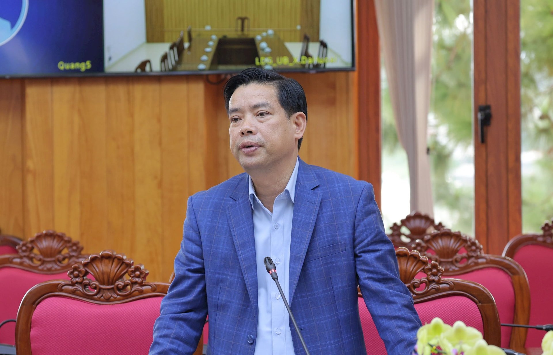 Lãnh đạo UBND phường Cam Ly - Đà Lạt báo cáo về công tác GPMB trên đia bàn, phục vụ dự án Cam Ly - Phước Thành