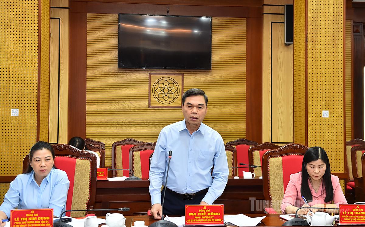En la reunión, habló el subsecretario del Comité Provincial del Partido y presidente del Comité del Frente Provincial de la Patria, Ma The Hong.