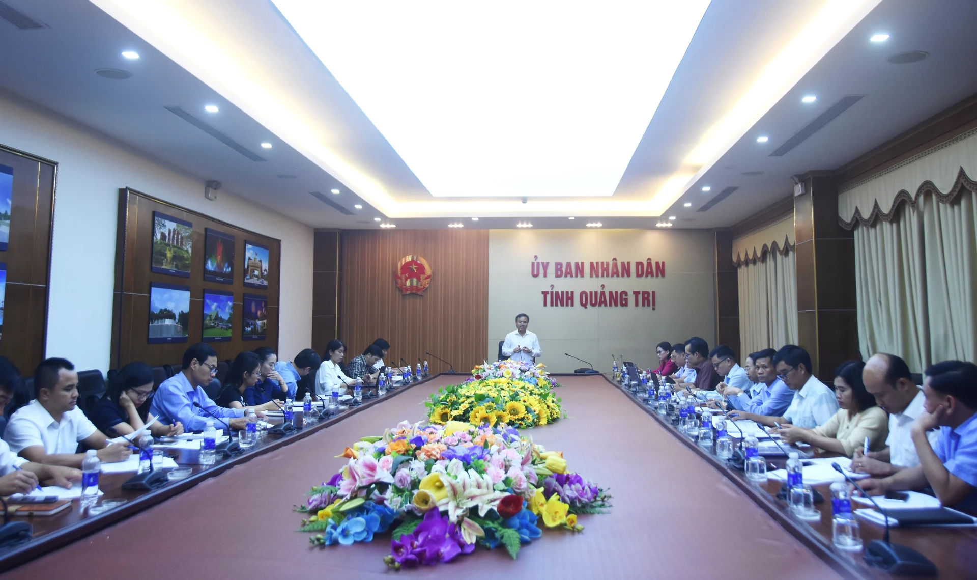 UBND tỉnh làm việc với các sở, ngành, địa phương liên quan về một số dự án đầu tư công chậm tiến độ, tỉ lệ giải ngân thấp thuộc Tổ công tác số 3 - Ảnh: ĐV