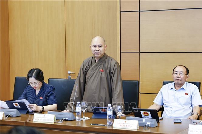 Keterangan foto