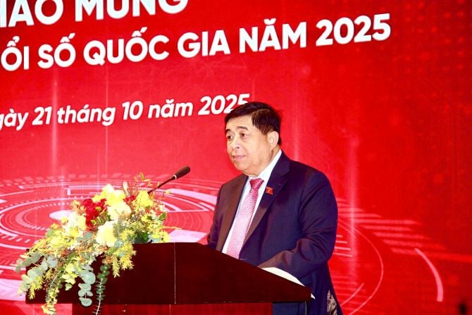 Vice premiärminister Nguyen Chi Dung talade vid evenemanget. Phó Thủ tướng Nguyễn Chí Dũng phát biểu tại sự kiện.