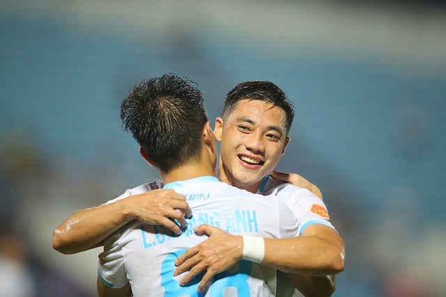 តារាងការប្រកួត Gamba Osaka - Nam Dinh ថ្ងៃនេះ៖ ក្រុមក្រៅដីឈានចូលដល់ 'វេន' - រូបថត 1 ។ Lịch thi đấu Gamba Osaka - Nam Định hôm nay: Đội khách bước vào 'khúc cua' gay cấn- Ảnh 1.