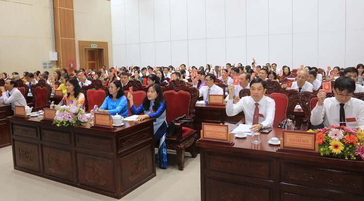 Long Xuyên nâng chất lượng sinh hoạt chi bộ