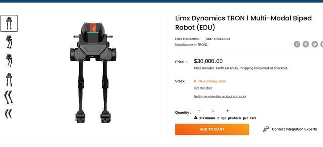 Robot Trung Quốc, logo ĐH Bách khoa Hà Nội: Con tem nhỏ, lỗ hổng to - Ảnh 1.