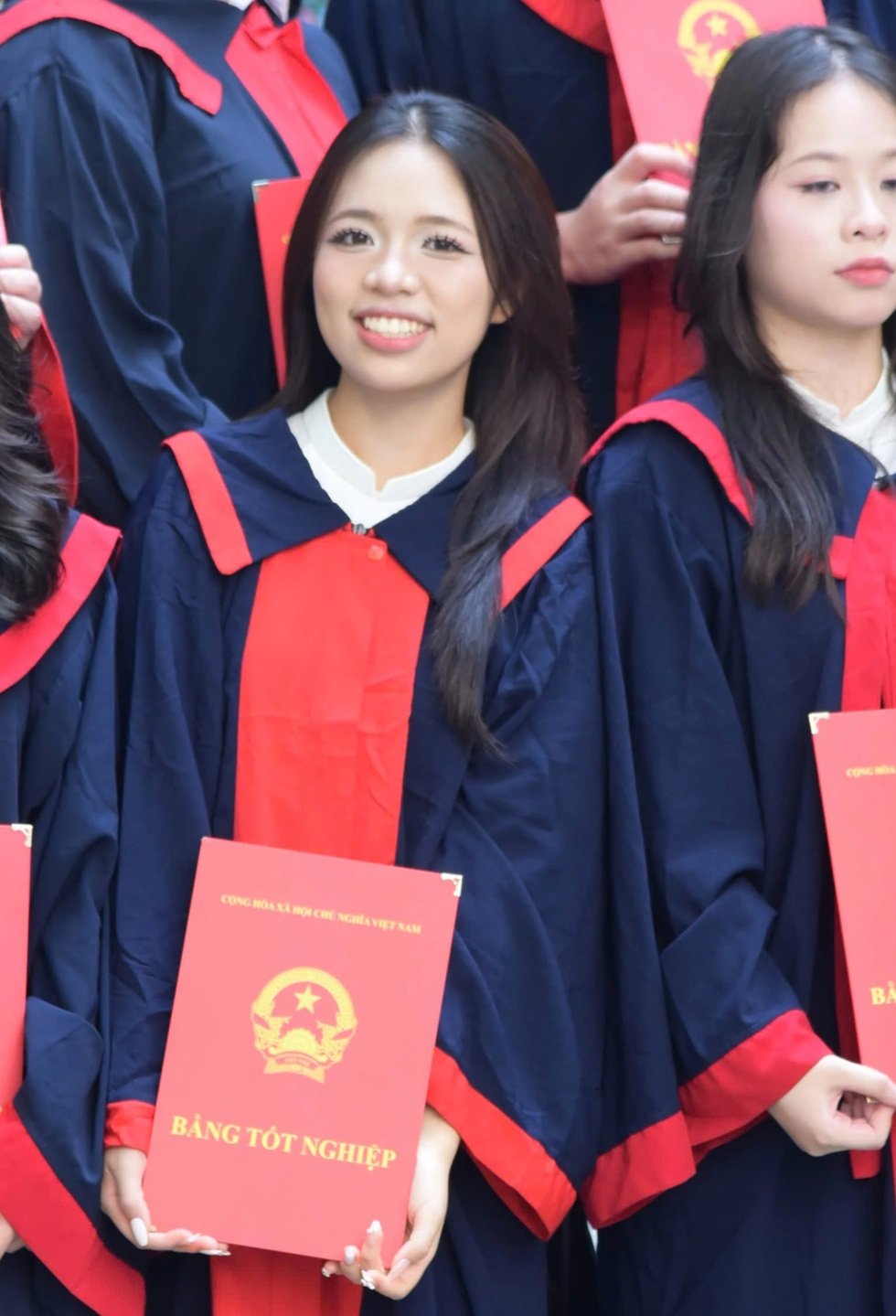 Nữ sinh chuyên ngữ, từ 7 điểm tiếng Anh đến SAT top 1% toàn cầu - 4