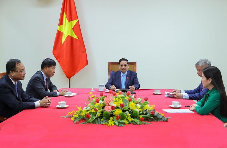 Statsminister Pham Minh Chinh hadde en telefonsamtale med Thailands statsminister – Bilde 2. Thủ tướng Phạm Minh Chính điện đàm với Thủ tướng Thái Lan- Ảnh 2.