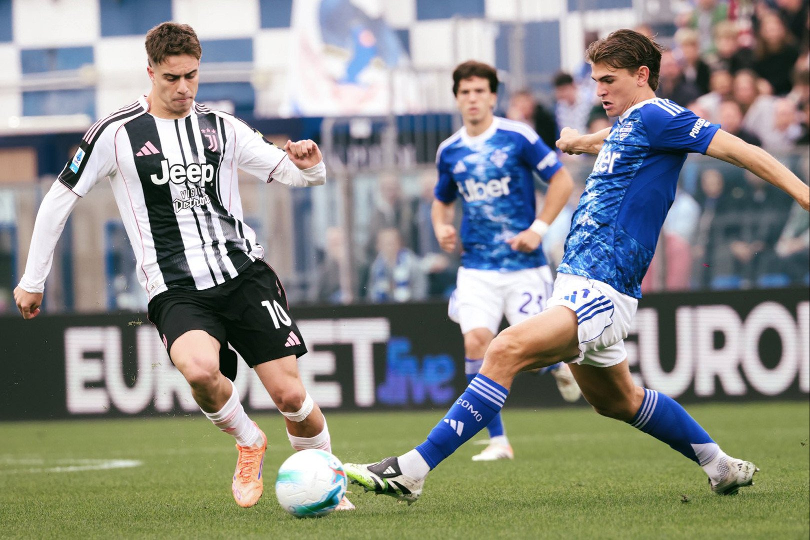 Juventus Como.jpg