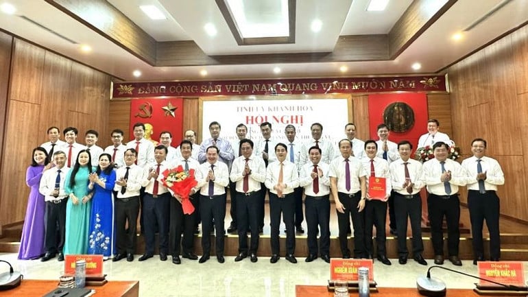 z7142320633687-9869096ecedd15686a8fce2bd393e3fd.jpg