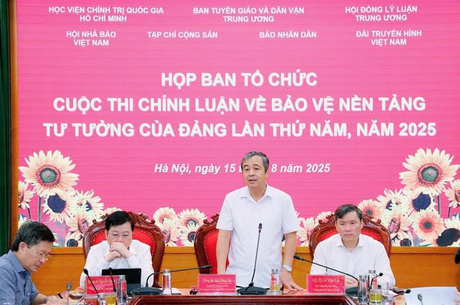 cuoc-thi-chinh-luan.jpg