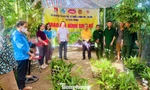 ການ​ຊີ້​ນຳ​ການ​ດຳ​ລົງ​ຊີ​ວິດ​ຊ່ວຍ​ໃຫ້​ຊາວ​ພູ​ດອຍ​ຢູ່​ແຂວງ Nghe An ຫຼຸດ​ພົ້ນ​ອອກ​ຈາກ​ຄວາມ​ທຸກ​ຍາກ