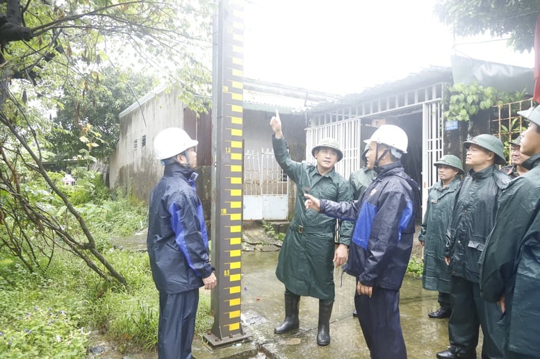 Quân khu 5 sẵn sàng phương án sơ tán người dân tại vùng ngập lụt- Ảnh 3.