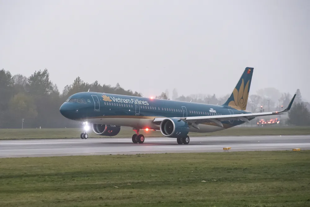 Många flygningar inställda på grund av storm nr 12