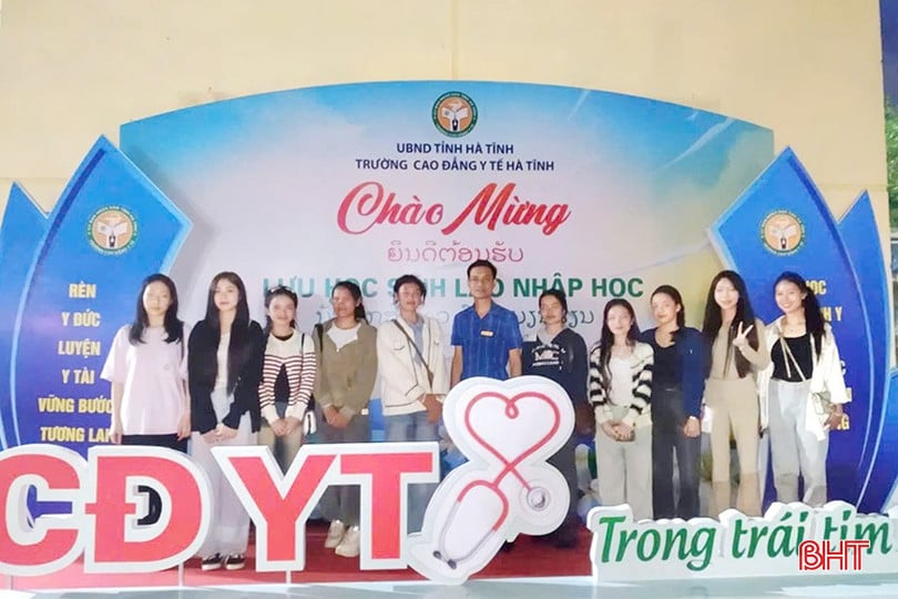 bqbht_br_luu-hoc-sinh-lao-trong-ngay-nhap-hoc-tai-truong-cao-dang-y-te-ha-tinh.jpg
