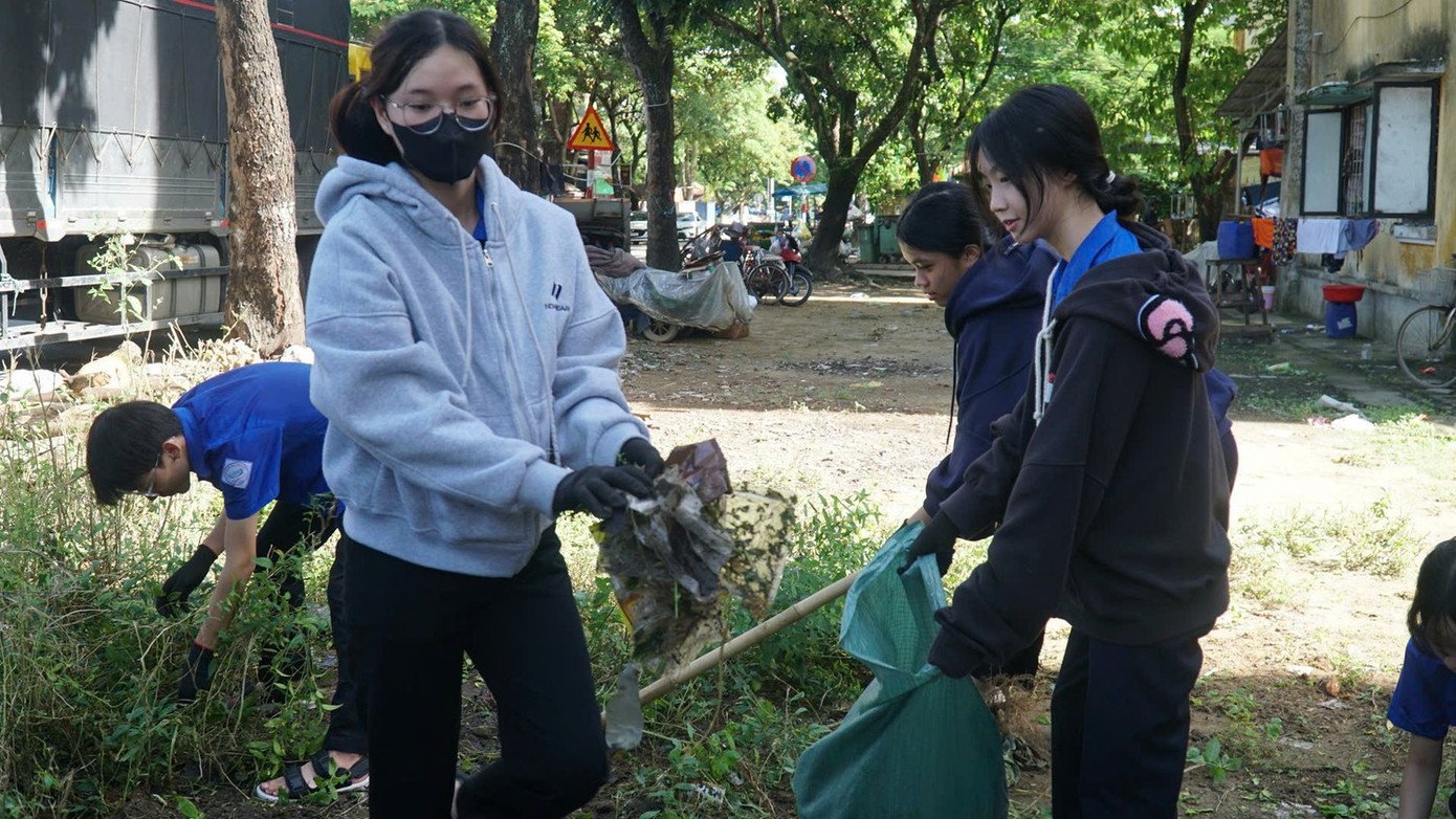 hs-hue-thu-gom-rac-tailandês-1.jpg