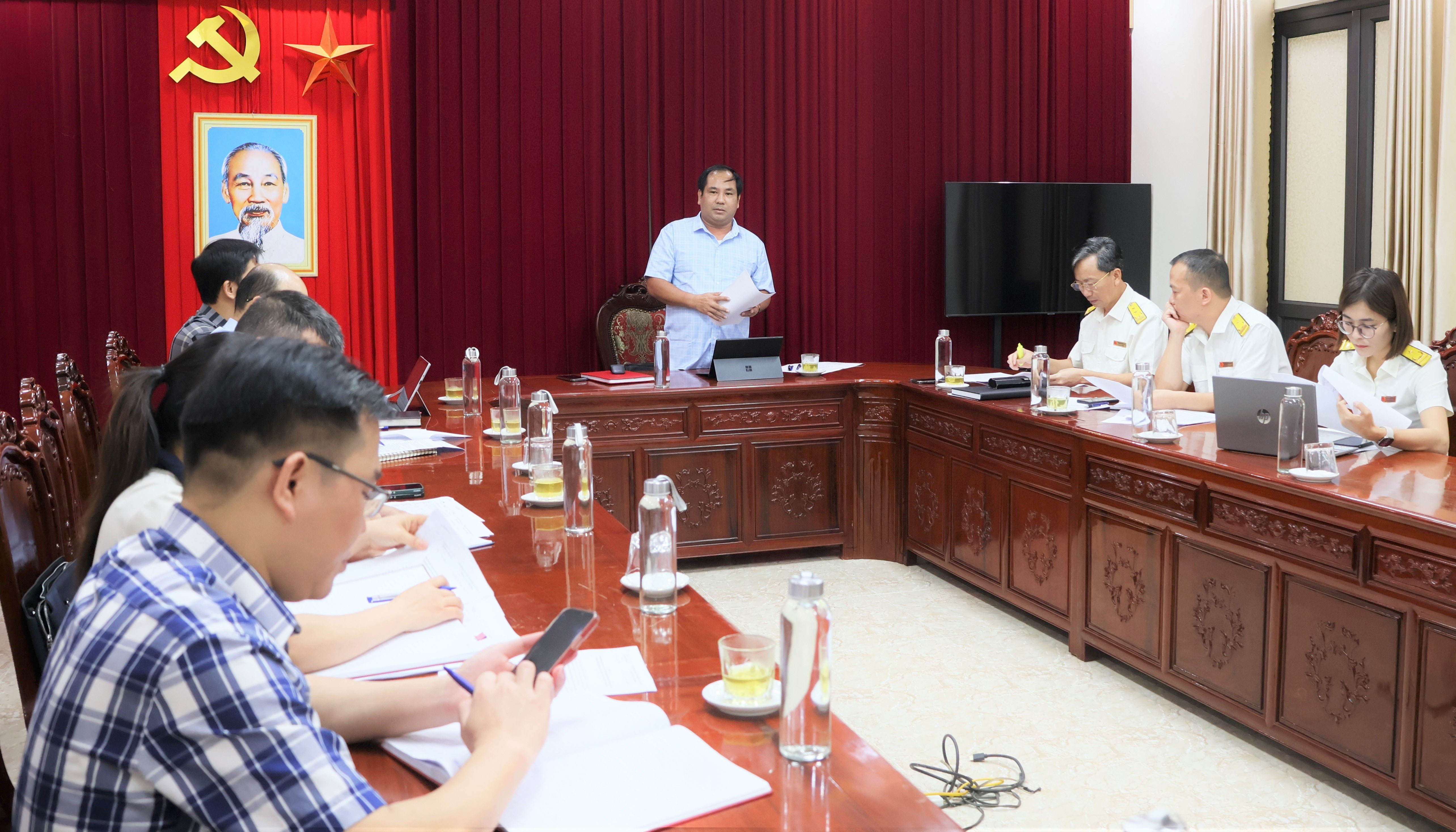 quang-canh-hoi-nghi.jpg