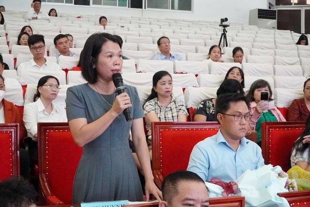 Sinh viên Trường ĐH Y khoa Phạm Ngọc Thạch đọc 'tâm thư' trong buổi đối thoại - Ảnh 3.