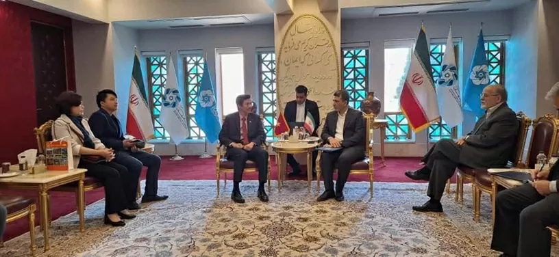 駐イランベトナム大使館がエスファハーン州を訪問し活動 Đại sứ quán Việt Nam tại Iran thăm, làm việc tỉnh Esfahan
