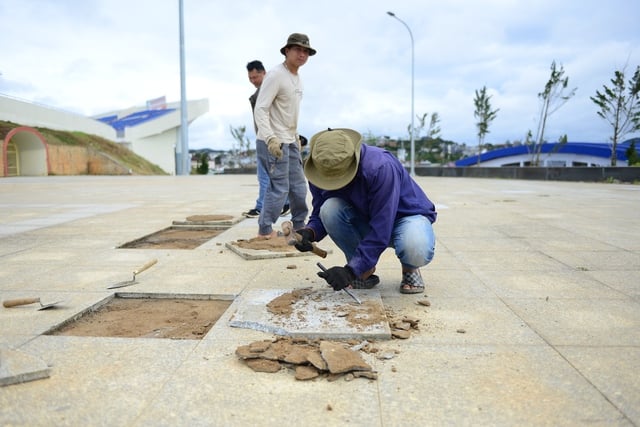 Sân Đà Lạt hàng trăm tỉ đồng bị xuống cấp nghiêm trọng, rất nhếch nhác: Quá lãng phí!- Ảnh 7.