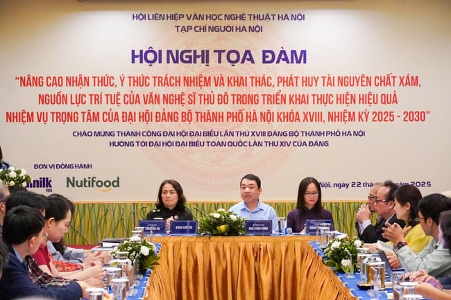 Khơi dậy khát vọng cống hiến của đội ngũ văn nghệ sĩ Thủ đô - Ảnh 1.