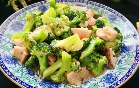 Món ăn bổ dưỡng từ súp lơ giúp dưỡng thận mùa thu đông hiệu quả - Ảnh 4.