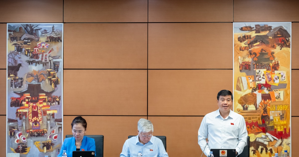 Thống nhất một bộ sách giáo khoa, hoàn thiện cơ chế quản trị đại học hiện đại