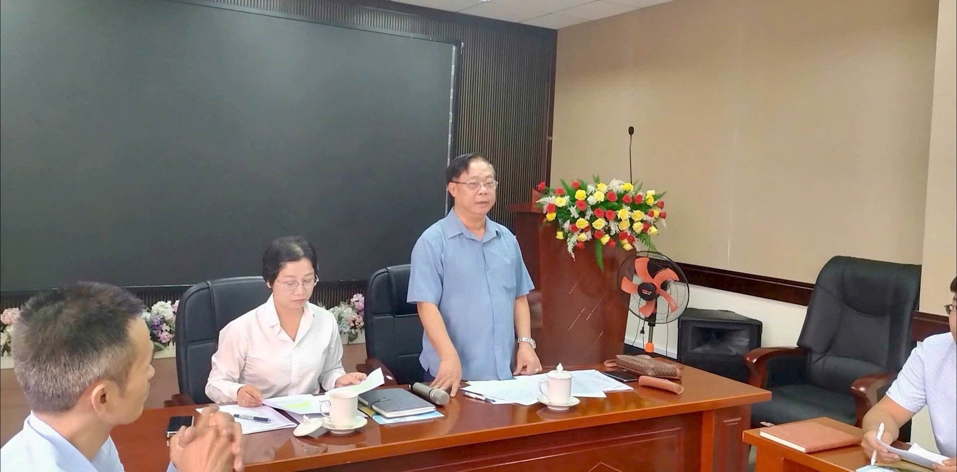 Pham Van Thuy úr, a Vietnami Nemzeti Turisztikai Hivatal igazgatóhelyettese felszólalt a találkozón.